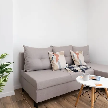 Apartman Park De Gaulle Wrzeszcz By Renters